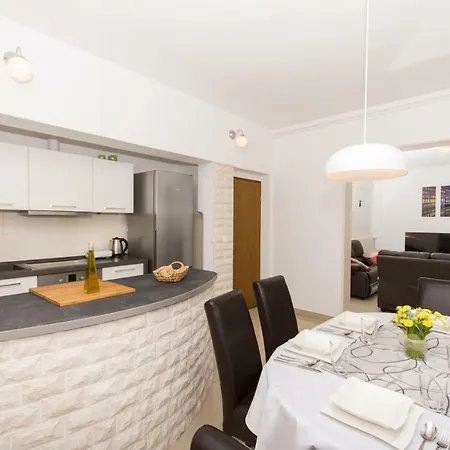 Ruzmarin * تروغير