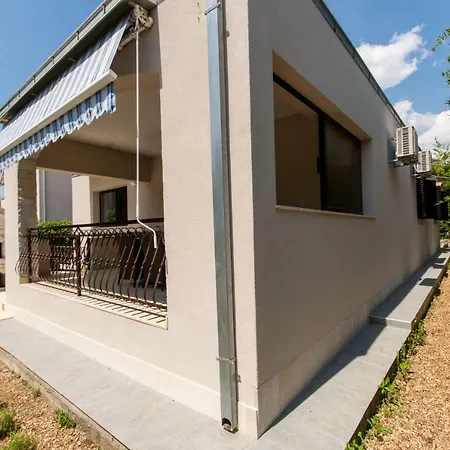 Ruzmarin تروغير