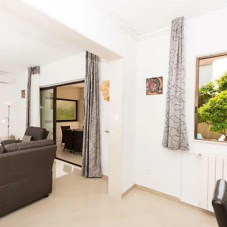Ruzmarin Holiday home
