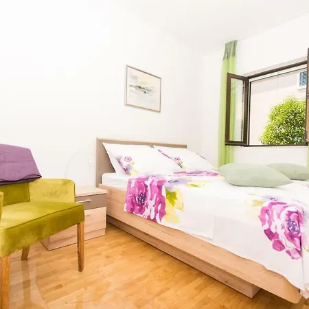 Ruzmarin Holiday home