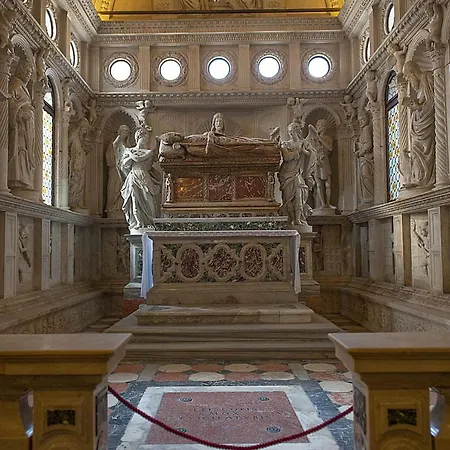 Ruzmarin Τρογκίρ